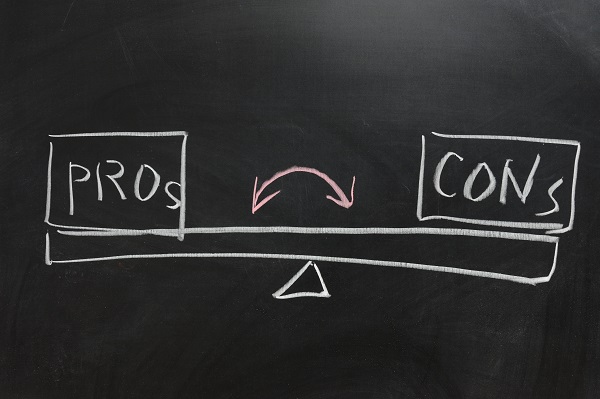 Chalkboard drawing - Measure of Pros and Cons